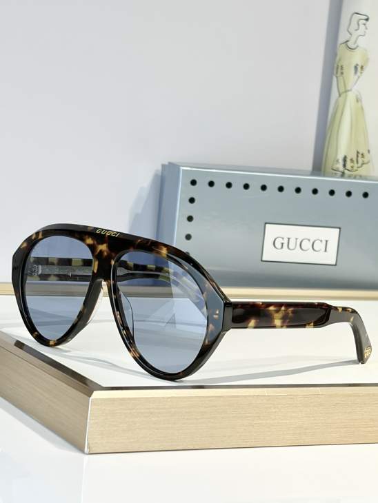 Picture of Gucci Sunglasses _SKUfw79683648fw